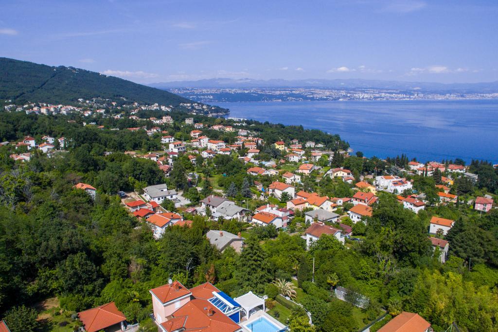 Apartments Dalia Lovran Buitenkant foto